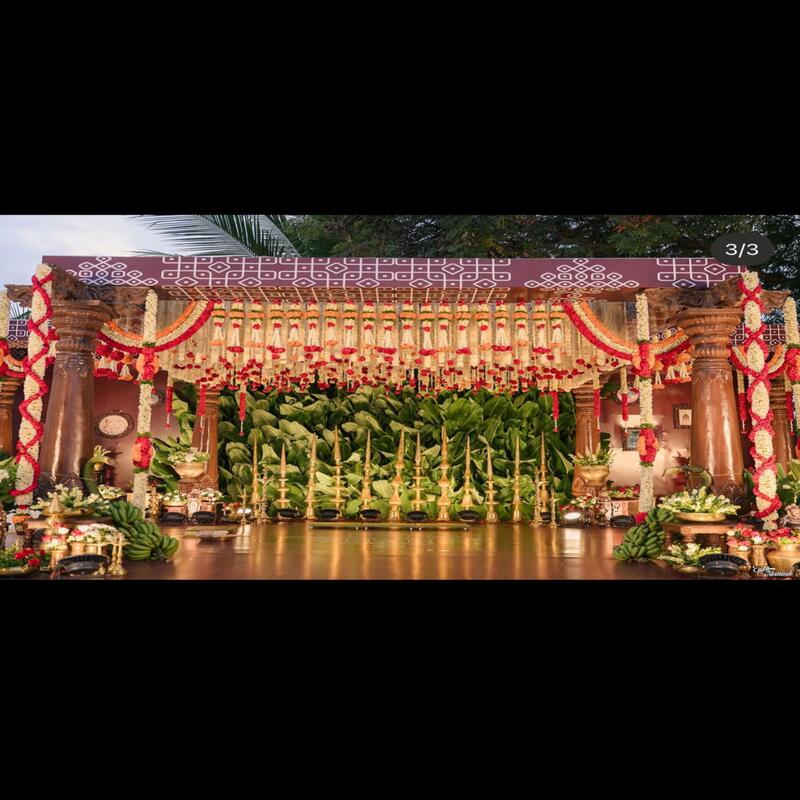 Maroon Vazhai Maram Theme